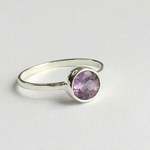 Amethyst ring in Sterling Silver Sz 7.25 🆕